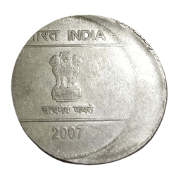 Alternative view of 2 Rupees Fss Old Mudra Series Year 2007 OFF CENTRE Error Collectable Grade.