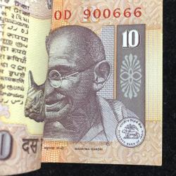 Alternative view of 10 RUPEES GOVERNOR BIMAL JALAN (R INSERT) SERIAL PACKET