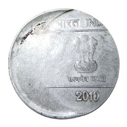 Alternative view of 2 Rupees FSS Year 2010 MUDRA Series OFF CENTRE Error in Collectable Grade.