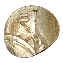 Alternative view of 10 Rupees Inner Core MULTIPLE STRIKES Error **RARE** UNC Grade.