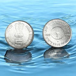 Rs 5 State Bank of India Commemorative Coin was issued to celebrate the 200th anniversary FSS