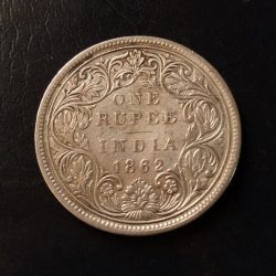 Alternative view of VICTORIA QUEEN 👑👑 YEAR. 1862 6 DOTs VARIETY .......................... 1862+6=1868 year WEIGHT 11.5 GM ORIGINAL GAUARANTEE EXCELLENT CONDITION Same and similar piece available