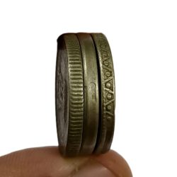 Alternative view of 5 Rupees Cu/Ni Year 2004 CALCUTTA Mint EDGE VARIETIES [REEDED, PLAIN, SECURITY] Complete Set 3 Coins **RARE** Collectable Grades.