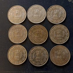 India Denominaton 50 Paisa Unc condition Metal copper nickel Same and similar set are available