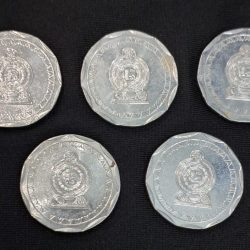 Alternative view of 10 RUPEE COIN SRI LANKA EACH COIN PRICE 105