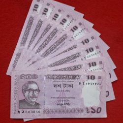 BANDLADESH 10 TAKKA NOTE EACH NOTE PRICE 115.5