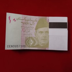 Alternative view of Ten Rupees Rare Bundle State Bank of Pakistan Full Serial Complete Bundle Gem Bunc Condition 2025 Year Different Serial number