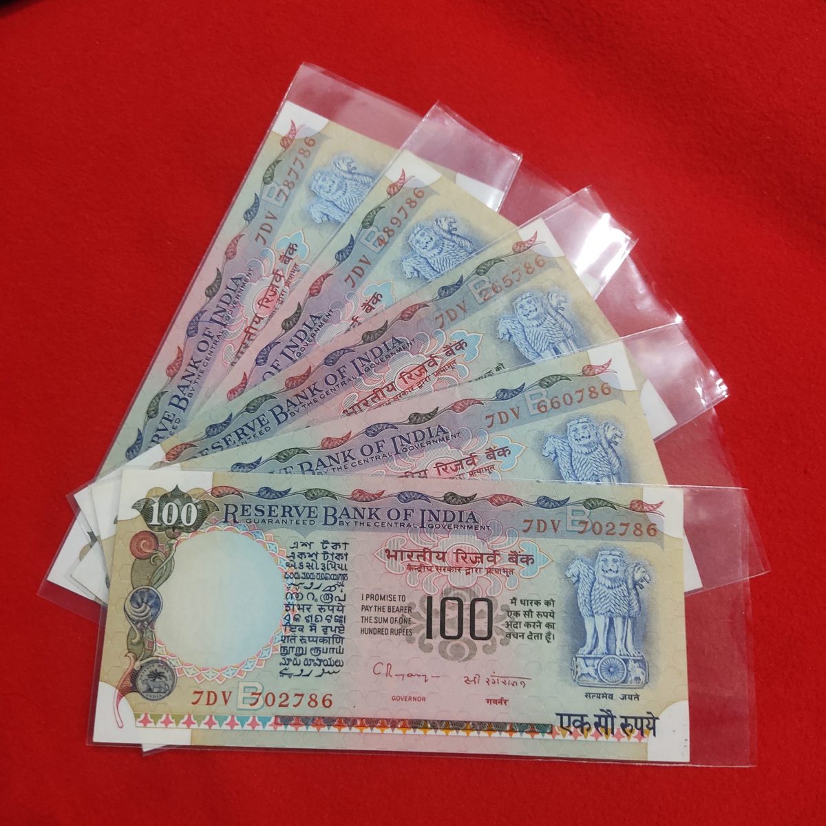 G-29 C. RANGARAJAN HUNDRED RUPEES 5 NOTES SET SAME PRIFIX GEM UNC CONDITION ENDING 786 NUMBER