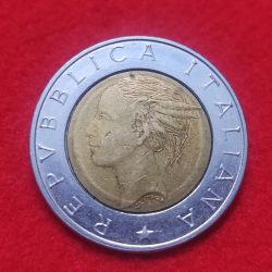 Alternative view of 500 LIRA 1994 ITALY