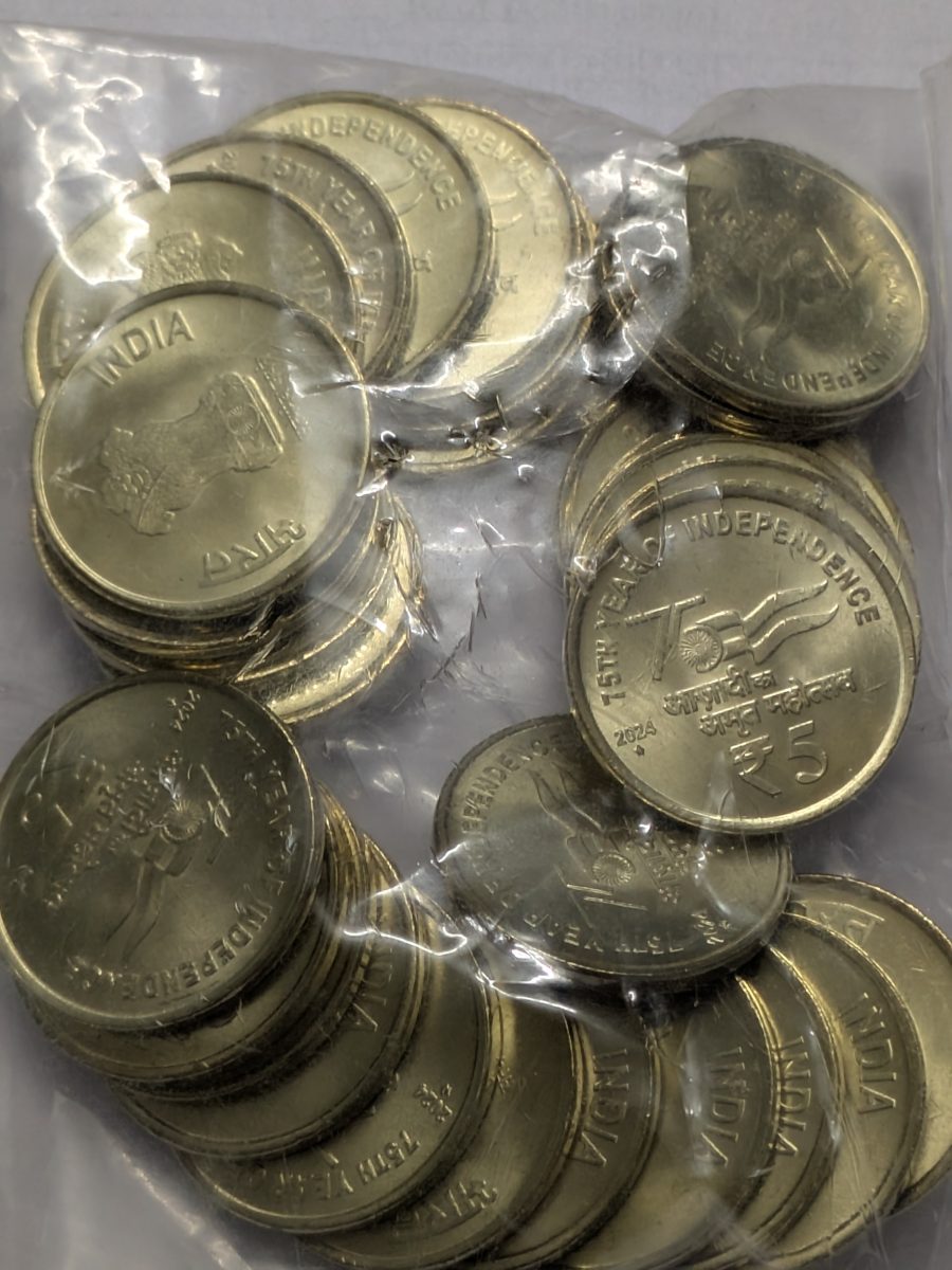 Extremely Rare Newly Launched 5 Rupee 2024 Hyderabad Mint AKAM 30 Coins Pouch Azaadi Ka Amrit Mahotsav RBI Sealed Packed Packet at Lowest Price - Image 3