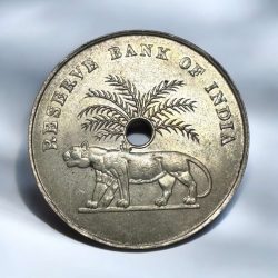 Reserve Bank Of India DQ Token Copper Nickel Kolkata Mint Issued in 2010 Very Rare Top Luster Unique and Rare