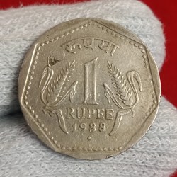 One Rs Cooper Nickel Rare Coin 1988 Year Noida Mint Extra Fine Condition