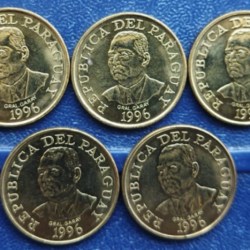 Alternative view of Paraguay, 10 Guaraníes, 1996, FAO, KM #178a, AUNC Condition, May have black spots. Price for 1 coin.