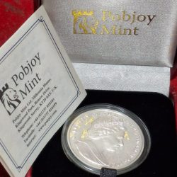 Alternative view of Falkland Islands 1 Crown 2013 - Elizabeth II Referendum Rare Silver Proof Set Pobjoy Mint Issue