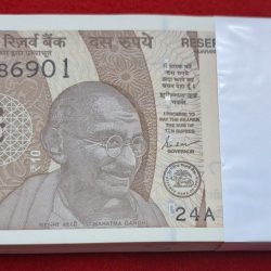 10 RUPEE BUNDLE GEM UNC CONDITION STARTING 786 SERIAL NO. 24A 786901