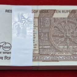 Alternative view of 10 RUPEE BUNDLE GEM UNC CONDITION STARTING 786 SERIAL NO. 24A 786801