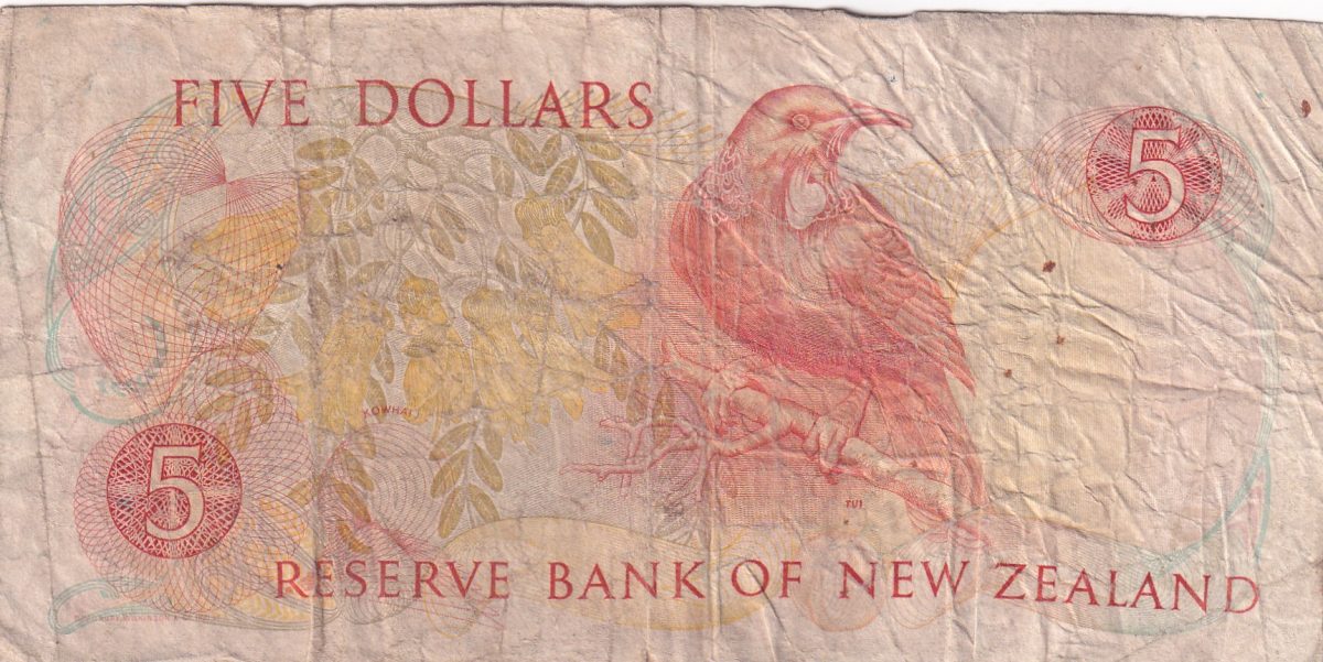 New Zealand 5 Dollars - Elizabeth II LOWEST CONDITION RARE NOTE - Image 2