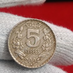 Five Rs Rare Coin 2004 Year Hyderabad Mint Good Condition 05