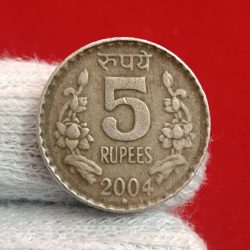 Alternative view of Five Rs Rare Coin 2004 Year Hyderabad Mint Good Condition 06