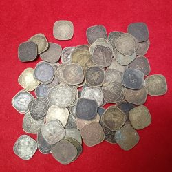 Alternative view of George VI 1/2 Half Anna Mix Years Mix Mints 70 Pcs Given British of India