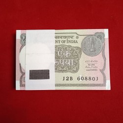 One Rs Bundle L Insert Finace Secretary MR. Ratan P. Watal Year 2016 Year Issue Gem Unc Condition Republic of India 608801
