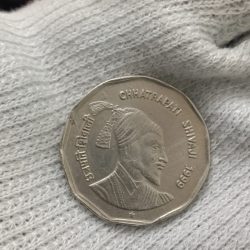 Alternative view of Two Rs Copper Nickel Chatrapati Shivaji Maharaj Ji 1999 Year Hyderabad Mint Top Condition