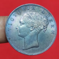 Alternative view of EXTREMELY RARE SILVER ONE RUPEE VICTORIA QUEEN CONTINUOUS LEGEND 1840 WEIGHT 11.66 GMS WITH RAINBOW LUSTRE HIGH GRADE CONDITION