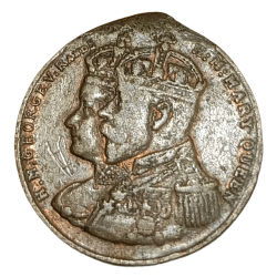 Alternative view of BRITISH MEDAL 🏅 "Small Size" Dated MAY 1935 SILVER JUBILEE King GEORGE-V & Queen MARRY Portraits **RARE** Collectable Grade.