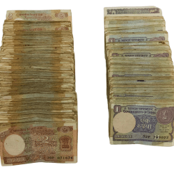 ONE RUPEE [200 Notes] and TWO RUPEES [300 Notes] Loose Notes Mixed Signatures & Prefix TOTAL "500" NOTES Lot are in Collectable Grades.