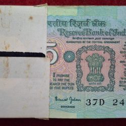 5 RUPEES TRACTOR ISSUE BIMAL JALAN WITH FANCY NUMBER ENDING 786 WITHOUT PIN OR HOLE
