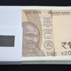 10 RUPEE PACKET STARTING 420 (CHOR NUMBER) GEM UNC CONDITION SERIAL NO. 420801