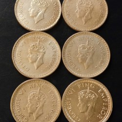 KING👑👑👑GEORGE Vl 6 DIFFERENT years YEARS- 1₹ COMPLETE SET DATES DETAILS:- 1940/41/42/43/44 /45 WEIGHT 11. 6 GM EACH ORIGINAL GAUARANTEE EXCELLENT CONDITION. Same and similar piece available