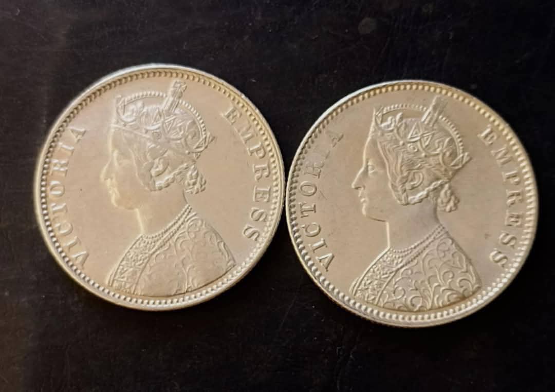 Silver British India Set of two pieces of 2 different year Victoria empress Denominaton 1₹ Year 1900 -1901 Excellent condition Same and similar piece available