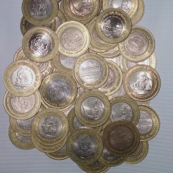 Alternative view of Ten Rs Commemorative Coins Mix Many Variety 100 Pcs Given