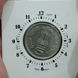 Alternative view of Five Rs ex Rare Error Coin Mother's Health is Child's Health 1996 Bombay Mint 1 'o Clock Error Coin Aunc Condition RBI Mistake Coin