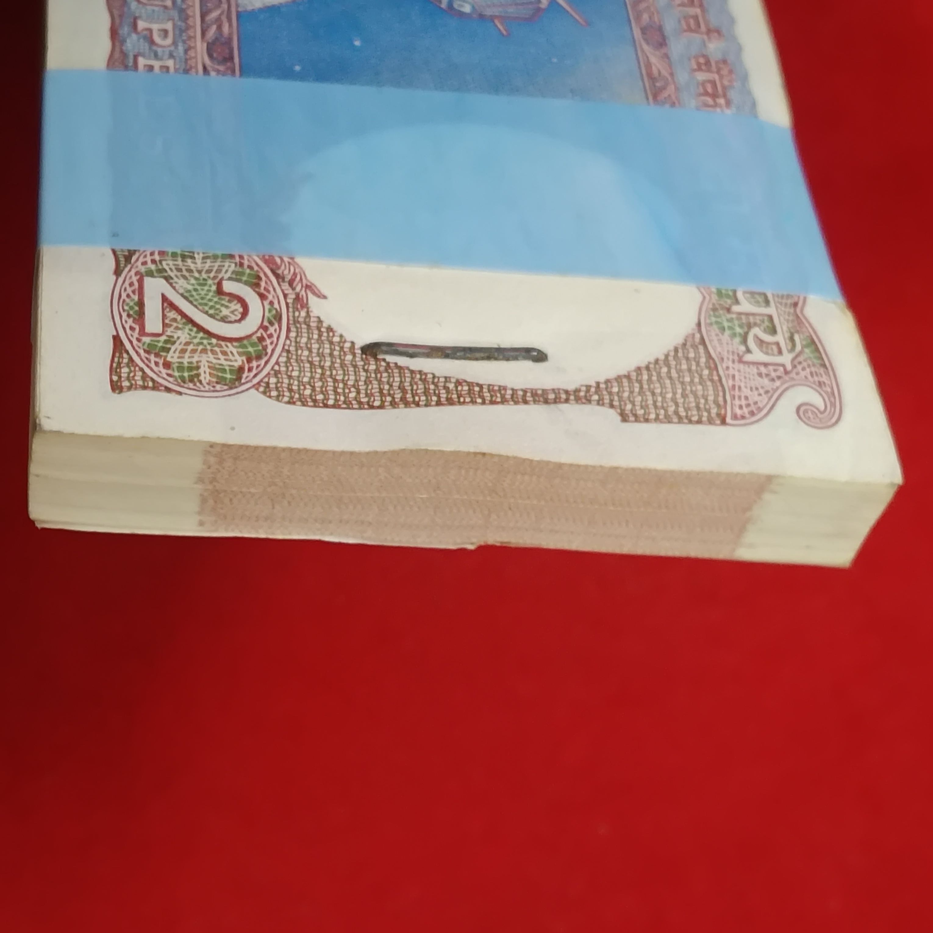 Two Rs Old Satalite Bundle Governor RN Malhotra Unc Condition 072201 - Image 5