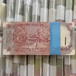Alternative view of Extremely Rare 10 Rupee Shalimar Garden Bundle Signed By C Rangarajan 100 Note Fresh Gaddi Serial Wise Packet Check Images Properly Some Starting Note is Damaged
