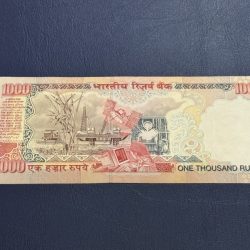 Alternative view of Error 1000rs signed by bimal with one side number missing