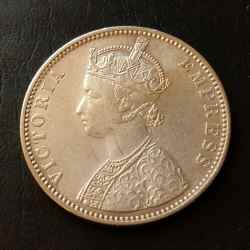 Alternative view of VICTORIA QUEEN 👑👑 1900 WEIGHT 11.5 GM ORIGINAL GAUARANTEE EXCELLENT CONDITION Same and similar piece available