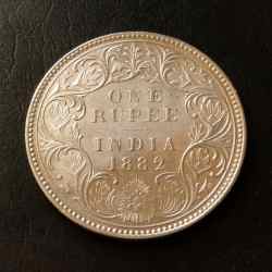 VICTORIA QUEEN 👑👑 1882 WEIGHT 11.5 GM ORIGINAL GAUARANTEE EXCELLENT CONDITION Same and similar piece available