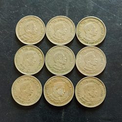 Republic India First prime minister of India Jawaharlal Nehru Metal coper nickel Condition as image