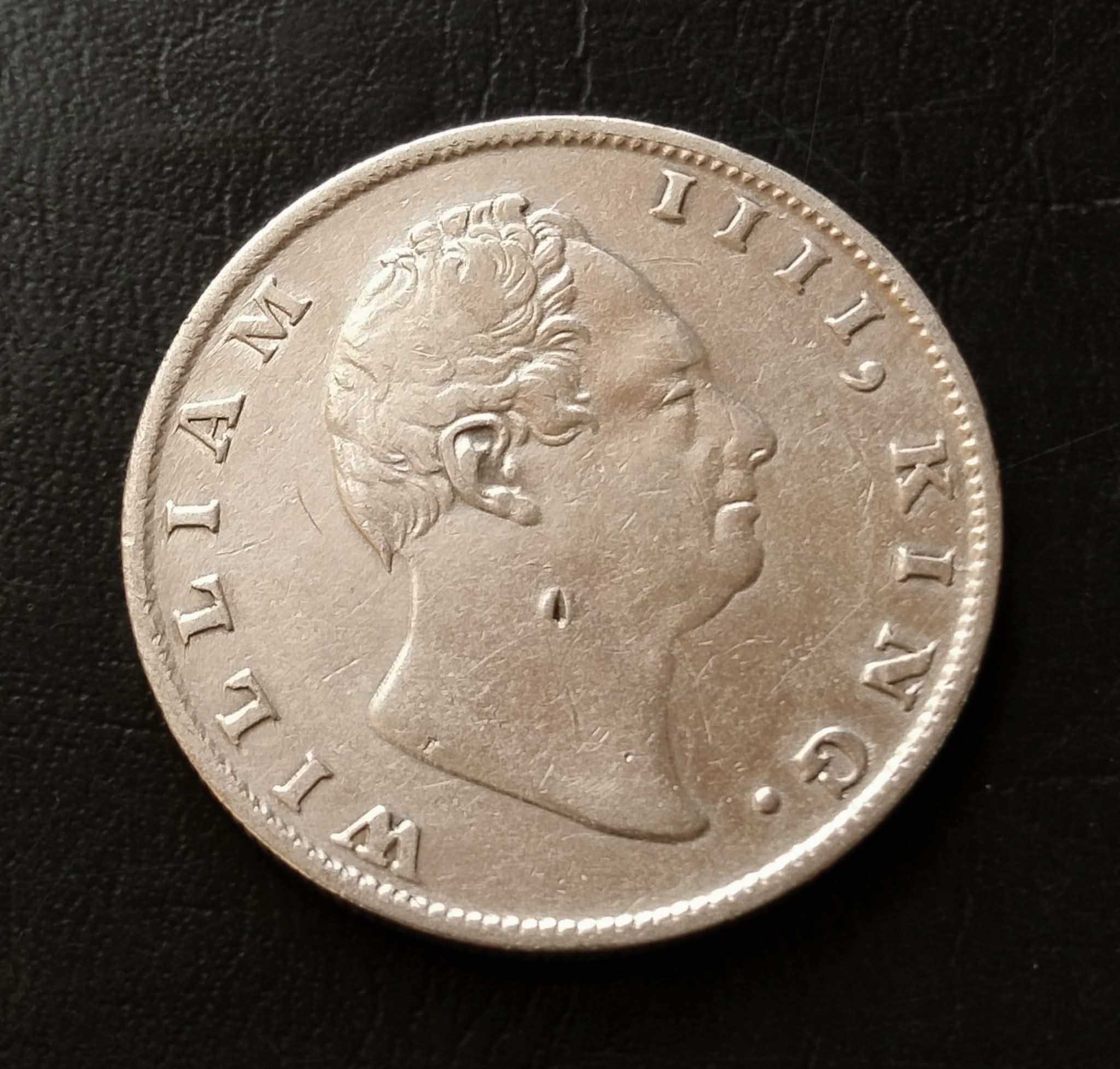 SILVER🥈BRITISH INDIA YEAR 1835 RARE One RUPEE KING 👑 WILLIAM. rare EAST INDIA COMPANY CONDITION. As IMAGES Same and similar piece available