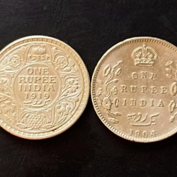 Silver British India Set of two pieces of 2 different portrait King and emperor George v King and emperor Edward VII Denominaton 1₹ Full silver Excellent condition Same and similar piece available