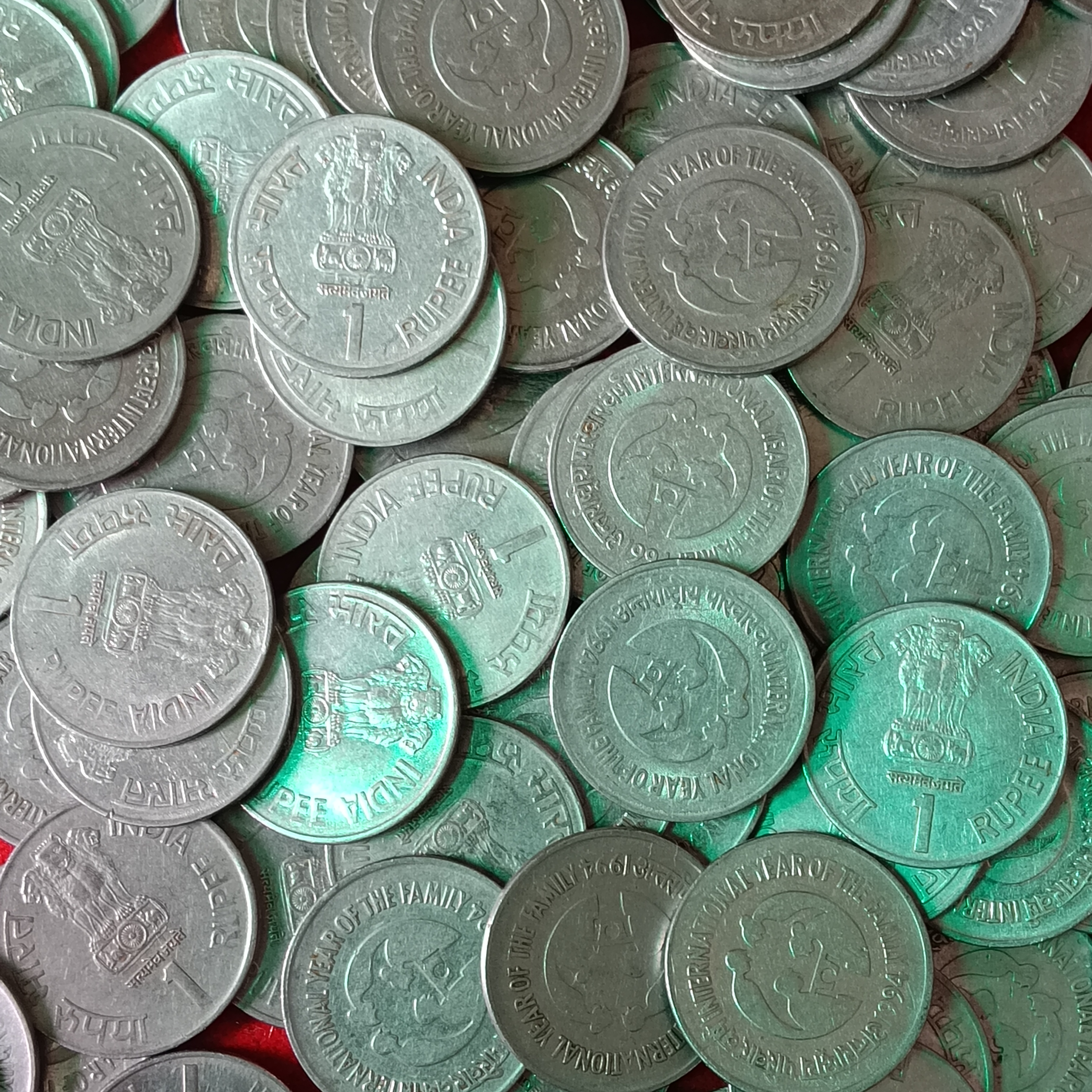 One Rs Scare Coin International Youth Year of the Family 1994 Year FSS 130 Pcs Given Bombay Mint Good Condition