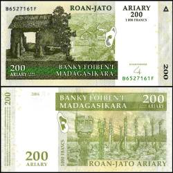 Madagascar 200 Ariary Banknote 2004 P87b UNC Unique and Rare