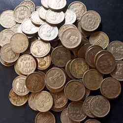 Alternative view of Republic India Denominaton 5₹ Metal coper nickel 100 piece Same and similar piece available