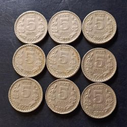 Alternative view of Republic India Denominaton 5₹ Metal coper nickel Same and similar set available