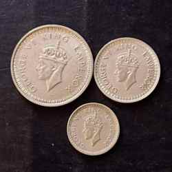 Silver British India Set of 3 pieces of 3 different denomination King and emperor George vi Denominaton 1₹ 1/2₹ 1/4₹ Year 1943 same and similar set are available