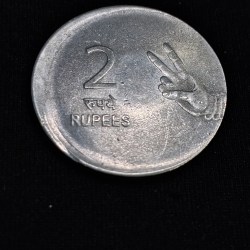 2 RUPEE COIN OFF CENTRE ERROR COIN