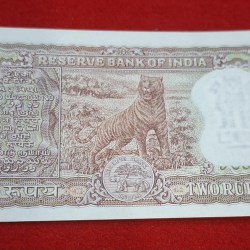Alternative view of B-8 TWO RUPEE NOTE GEM UNC CONDITION NOTE SIGNED BY L.K. JHA SERIAL NO. L/3 906421